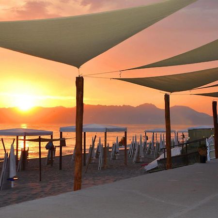 Albergo Riviera Spineta Battipaglia Exterior photo