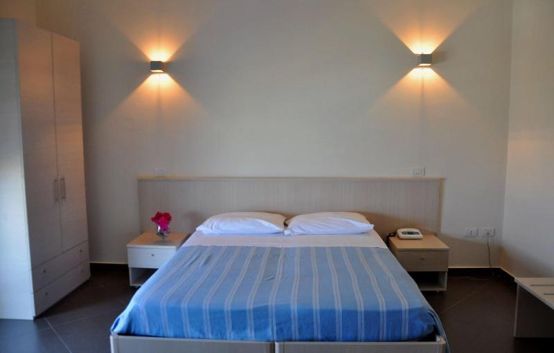 Albergo Riviera Spineta Battipaglia Exterior photo