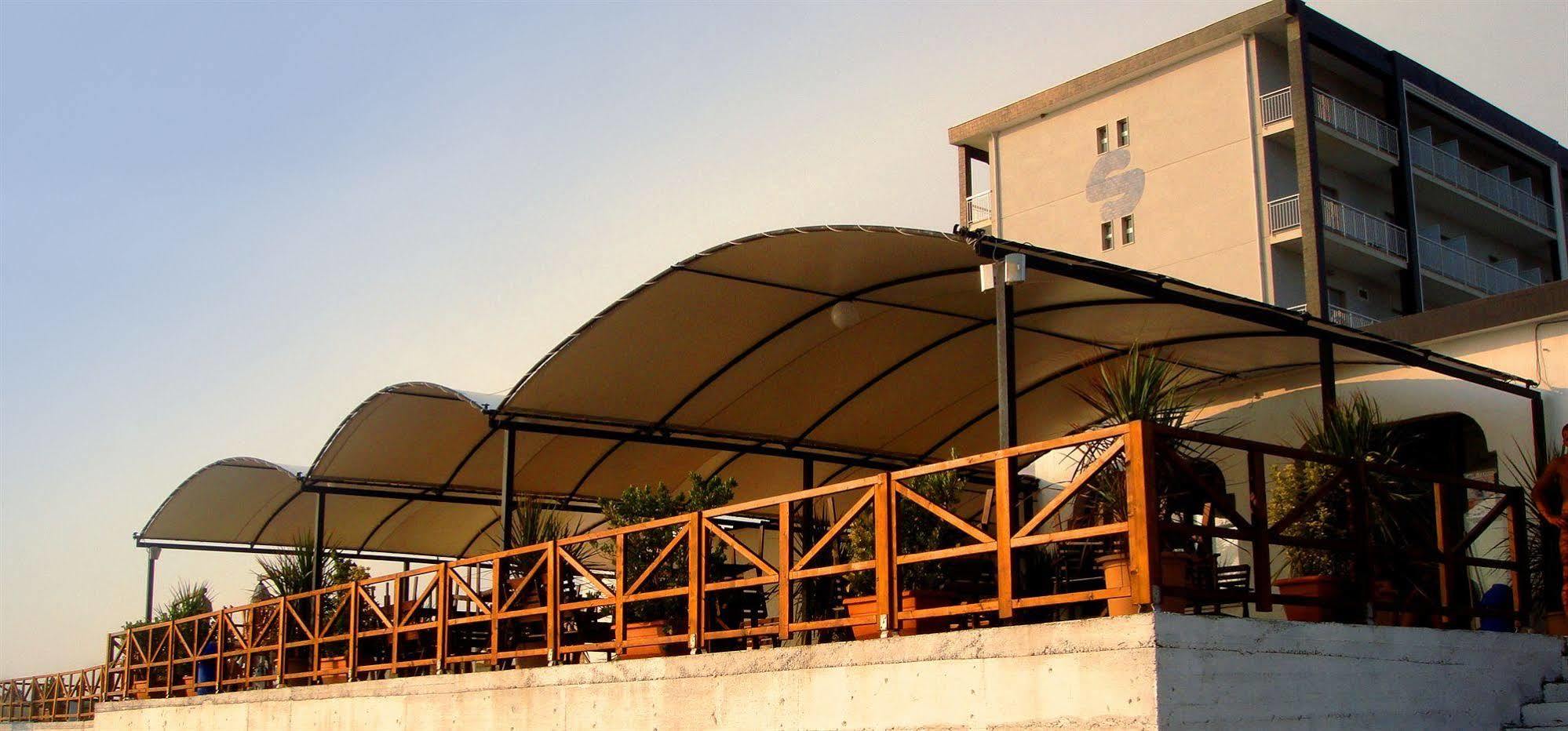 Albergo Riviera Spineta Battipaglia Exterior photo