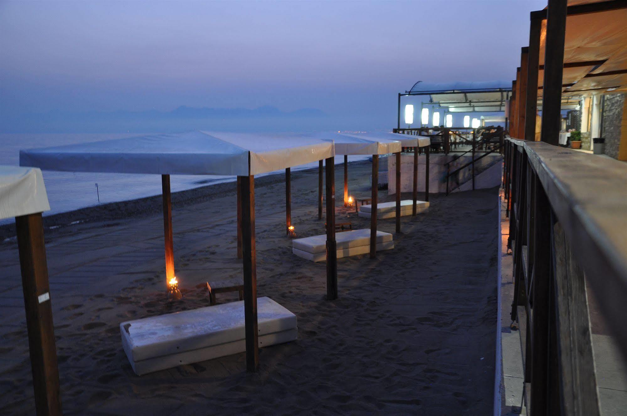 Albergo Riviera Spineta Battipaglia Exterior photo