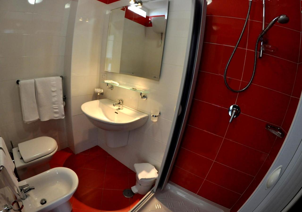 Albergo Riviera Spineta Battipaglia Exterior photo